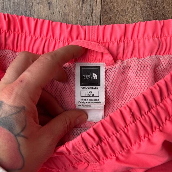 The North Face Short Girls Large Pink Lined Breathable Pockets Athletic 6084 - Picture 2 of 11